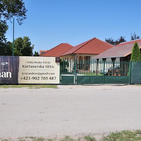 Nero Apartman Veľký Meder Dış mekan fotoğraf